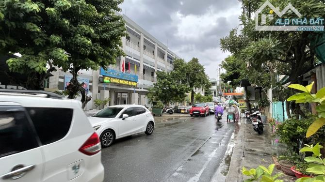 🔥 BÁN ĐẤT TẶNG NHÀ C4        Mặt đường NGUYỄN THIỆN KẾ  📍 Vị trí đắc địa: * Nằm ngay Tru