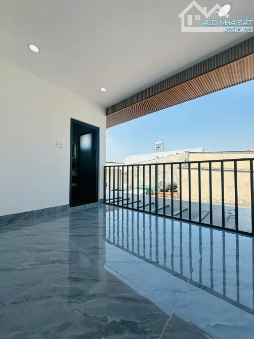 🏡 Kẹt tiền bán gấp nhà 1 trệt 1 lửng giá tốt tại Hóc Môn 🏡