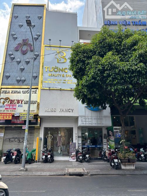 giảm 4 tỷ về 18 Tỷ- Mặt tiền LÊ THỊ RIÊNG- Q1 phường BẾN THÀNH, đoạn đẹp hiếm có