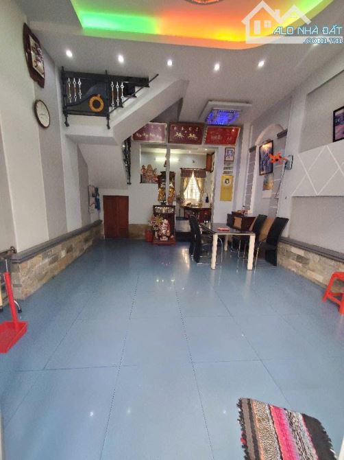 NHÀ SÁT MẶT TIỀN - 4 TẦNG BTCT - GẦN MINH PHỤNG - NGANG HƠN 5M NỞ HẬU - CHỈ 7.X TỶ
