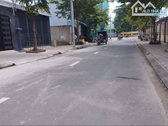 Lô đất biệt thự khu tái định cư Hiệp Hoà   - Vị trí đẹp , sát đường lớn Đỗ Văn Thi 50m - D