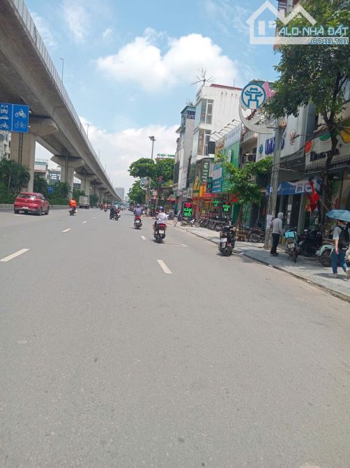 + SIÊU PHẨM- PHỐ TRẦN PHÚ-HÀ ĐÔNG- PHÂN LÔ - Ô TÔ TRÁNH - VỈA HÈ RỘNG - KINH DOANH VIP!