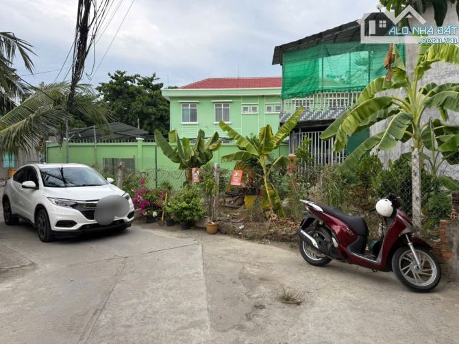 Lô đất đẹp 3 mặt thoáng, sát bên TDC Ngọc Hiệp Tổ 12 Lư Cấm, Tây Nha Trang. 94,3m3~2t15