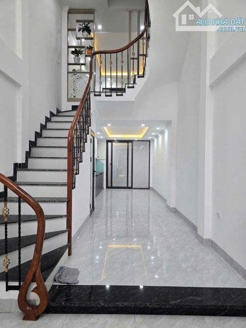Cần bán nhà Kim Giang, Thanh Liệt, 32m, 6.3 tỷ, ô tô qua cổng