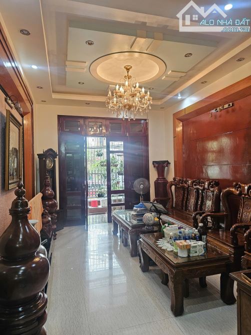 Chào bán biệt thự 5 tầng khu 16D Lê Hồng Phong DT: 119m MT: 7m hướng ĐN Nhà xây chắc chắn,