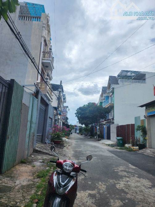 🔴ĐẤT THỔ CƯ  ( NGỘP BANK)  hẻm 9m đường THẠNH XUÂN 16, phường THẠNH LỘC,Q12, DT 113,7m2