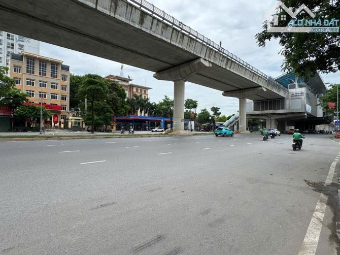 HÓT BÁN NHÀ MẶT PHỐ CẦU DIỄN 80M2 CẤP 4 , 2 MẶT PHỐ TRƯỚC SAU ĐỀU KINH DOANH D