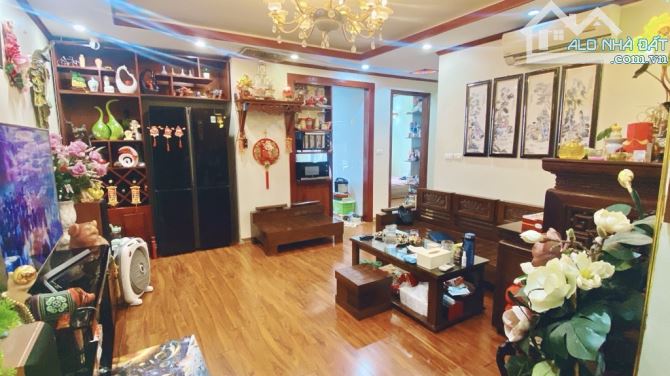 Nhỉnh hơn 4 tỷ/78 M2 Cc Ruby/ Long Biên