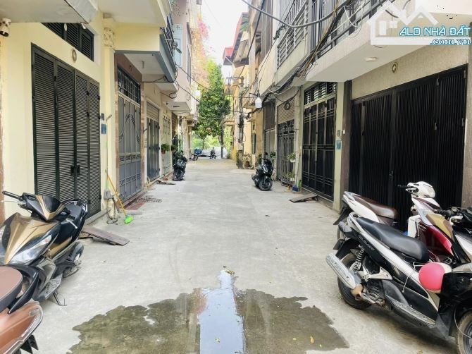 GIẢM KỊCH SÀN - NHÀ HOÀNG HOA THÁM , VÀI BƯỚC RA OTO, 38M2 x 6T,  CHỈ 9.2 TỶ