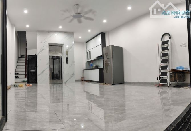 🏡 Nhà phố xây mới 6 tầng + 1 tum thang máy – 39m² – giá chỉ 11,5 tỷ
