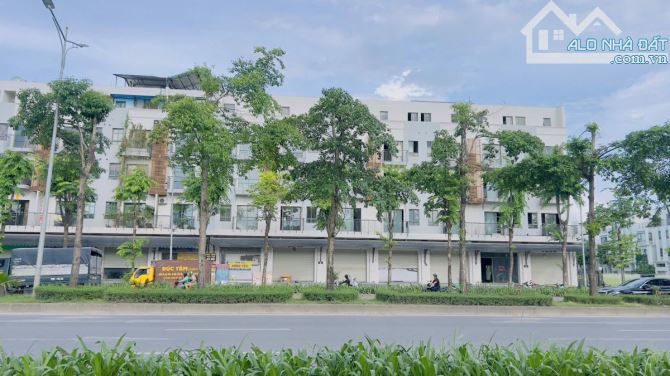 BÁN 3 CĂN LIỀN KỀ KĐT THE MANOR NGUYỄN XIỂN ĐẬP THÔNG 225M2, 90 TỶ.