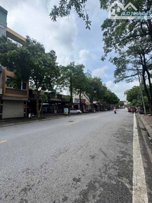 🏚️Nhà đẹp dân xây  mặt phố Phạm Khắc Quảng - Giang Biên, dt: 40m2x 4T, giá: 15 tỷ