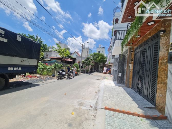 NHÀ MỚI 5 TẦNG FULL NỘI THẤT- 100M2- TÂN CHÁNH HIỆP, QUẬN 12- CHỈ 7.X TỶ.