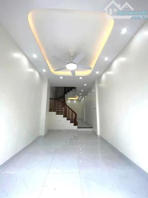 🏠 Nhà 5 tầng lô góc – Huyền Kỳ, Hà Đông – Ô tô tránh đỗ ngày đêm – Nội thất đầy đủ