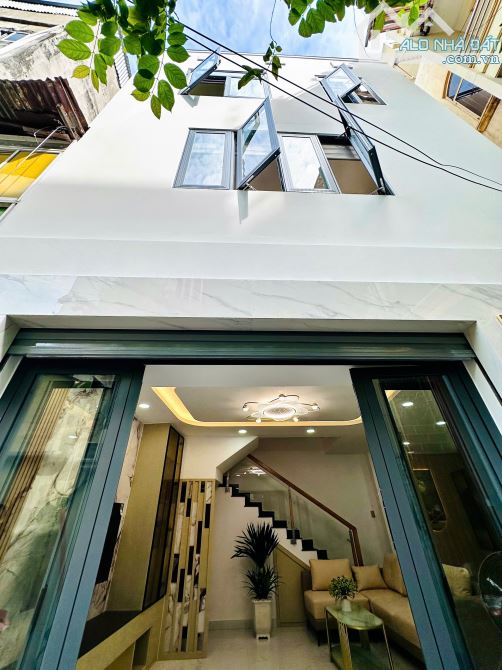 Cần bán gấp hẻm xe hơi 8m Ba Tháng Hai (3/2) - Quận 10 - DT 3,3x15m - 2 lầu - Giá 6,75 TL