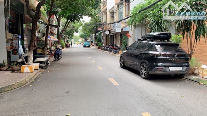 BÁN GẤP NHÀ ĐƯỜNG 8m LE VĂN HUÂN, 4x19, 4 Tầng, 4Pn, Giá 13 tỷ hơn.
