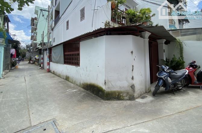 BÁN GẤP NHÀ NGUYỄN VĂN SĂNG TÂN SƠN NHÌ , 4,5m x 15m , 2 tầng , 2pn , giá nhỉnh 5tỷ .