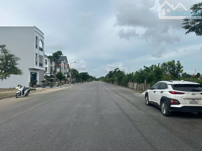✅ Siêu Phẩm LÔ GÓC 77,8M NGANG 5M ĐƯỜNG 25M CÁCH CẦU RÀO 1KM. GIÁ CHỈ 3.8X TỶ