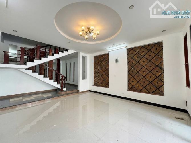 💥NHÀ 3 TẦNG MẶT TIỀN NGUYỄN TRI PHƯƠNG - ĐƯỜNG 10,5M - KINH DOANH ĐỈNH