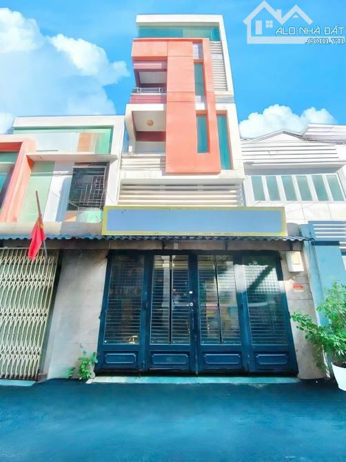 Nhà đưpj Gò Vấp-Hẻm ô tô 5M-Tiện KD-Sát MT Lê Đúc Thọ-P13-80m2-4,7x16-4tầng-4PN