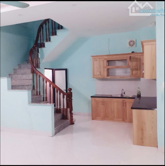 Nhà đẹp Cổ Nhuế, 38m 4 tầng, MT 5m chỉ có 6,3 tỷ