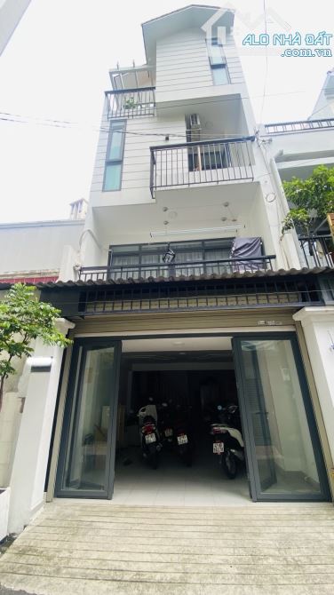 🏡 BÁN NHÀ NGUYỄN HỮU CẢNH – 2 MẶT HẺM XE HƠI – 4 TẦNG HOÀN CÔNG – DÒNG TIỀN 5%