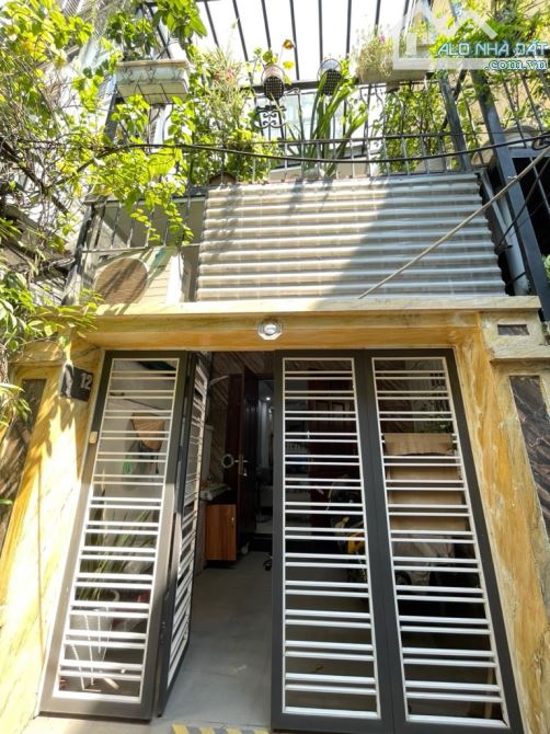 NHÀ ĐẸP PHỐ LÂM DU – 9.9 TỶ – 3 BƯỚC RA Ô TÔ TRÁNH – GẦN HỒ – 4 TẦNG DÂN XÂY