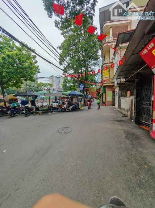 Nguyễn Ngọc Vũ - Ngõ Thông - Nhà đẹp ở ngay - hồ điều hòa - 60m2 - giá chỉ nhỉnh 14 tỷ