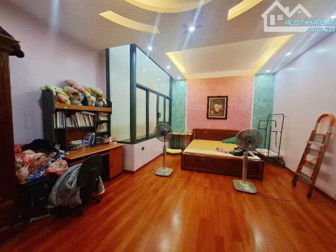 BÁN GẤP CĂN 4 TẦNG TẠI NGUYÊN KHÊ, ĐÔNG ANH, HÀ NỘI. MẶT TIỀN RỘNG. ĐƯỜNG 8M+ VỈA HÈ