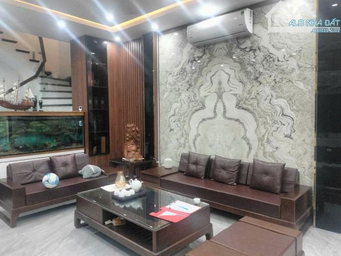 Nhà phân lô ô tô tránh – Vương Thừa Vũ, Thanh Xuân | 92m² – 4 tầng – giá chỉ 26.6 tỷ