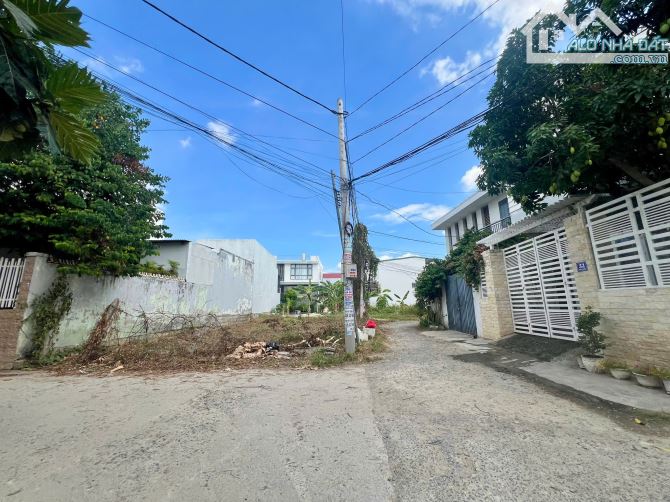 💥 Bán Lô góc đẹp tại Vĩnh Thạnh, Nha Trang, ngang rộng 7,5m giá chỉ hơn 2 tỷ xíu ạ .