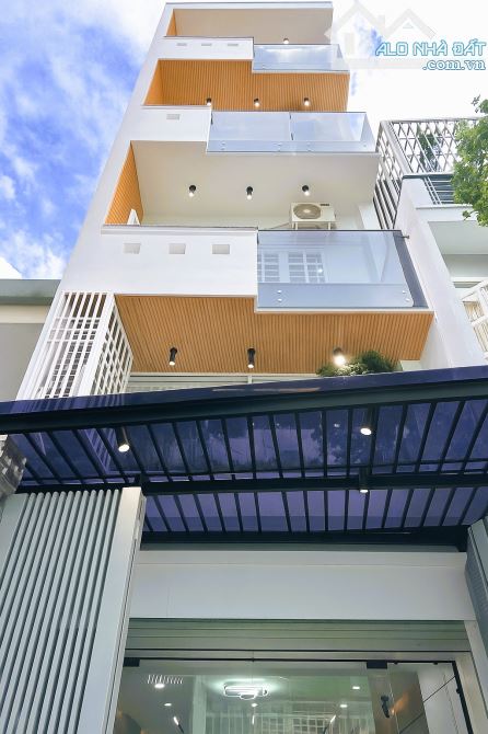 SIÊU PHẨM HẺM XE HƠI, 5TẦNG 60m2(4x15), KHU VIP PHAN XÍCH LONG, PHAN ĐÌNH PHÙNG,PHÚ NHUẬN.
