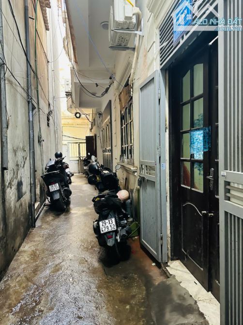 Bán nhà phố Nguyễn Trãi, 5 tầng, 40m2, mặt tiền 5.8m, 20m ra đường Nguyễn Trãi giá 8.1tỷ