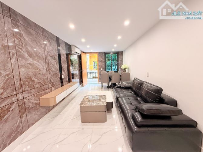 Tin Được Không? Diện tích khủng 150M2 - Tập thể đẹp như chung cư - chỉ 4.45 Ty