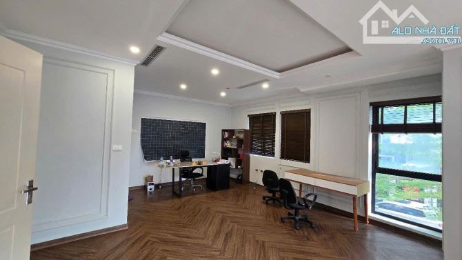 Bán gấp Nhà Mặt phố Trung Phụng Đống Đa 48m2 8 tầng mặt tiền 4.1m
