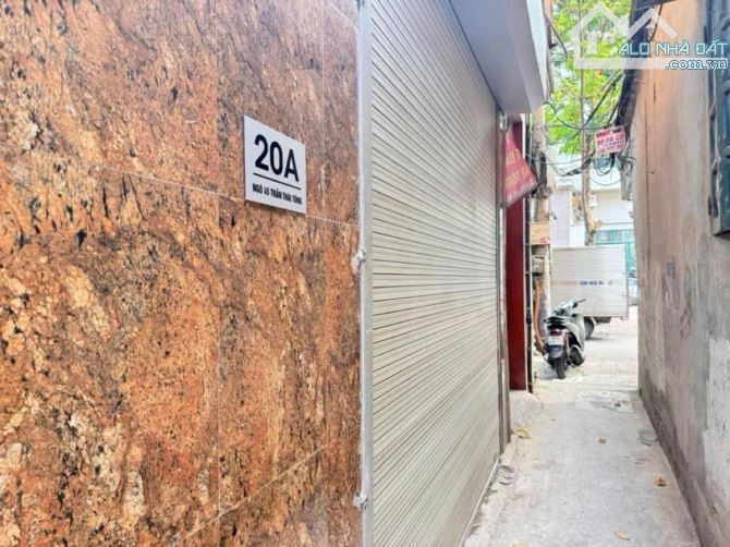 SIÊU PHẨM CĂN HỘ DỊCH VỤ NGÕ 45 TRẦN THÁI TÔNG, LÔ GÓC, MẶT TIỀN KHỦNG, MẶT NGÕ THÔNG, 5M