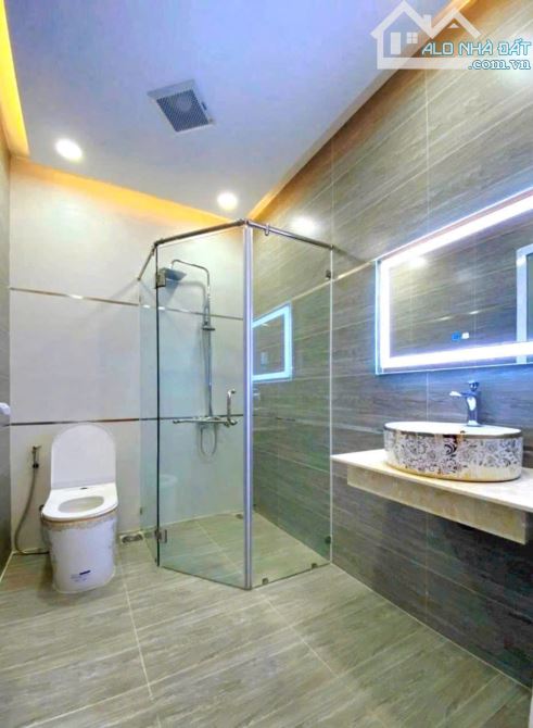 NHÀ ĐẸP HẺM Ô TÔ 10M HUỲNH TẤN PHÁT, TT NHÀ BÈ - 10