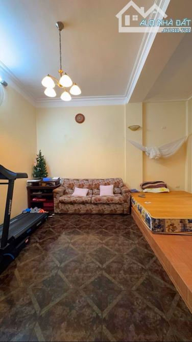 🏠 BÁN NHÀ PHÂN LÔ - NGUYỄN VĂN HUYÊN - CẦU GIẤY - Ô TÔ ĐỖ CỬA - HAI THOÁNG  -22 TỶ - 10