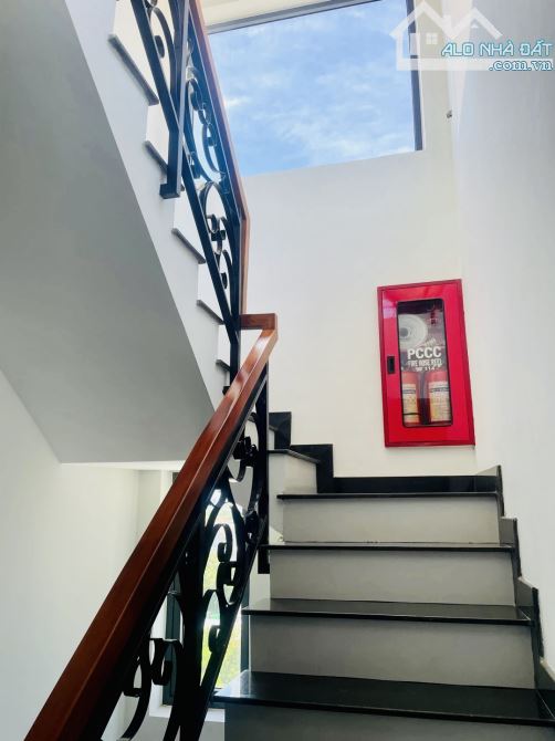 💥KHÁCH SẠN 10 TẦNG–MT TRẦN QUANG DIỆU–101M2 NGANG 7,8M–22 PHÒNG–DOANH THU 220TR/TH🍀🌹🍀 - 10