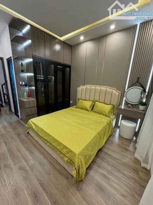 ☘️☘️☘️Phú Diễn 38m2 x 6 tầng nhà đẹp , mới , tặng nội thất , giá hơn 6 đồng  Do chủ nhà mu - 10
