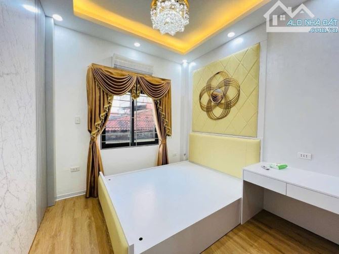 HÀNG HIẾM !!! GIÁ RẺ !! Đặng Tiến Đông, 67m, 4ngủ, Ô tô, Nhà mới, Nội thất cao cấp, Sổ đẹp - 11