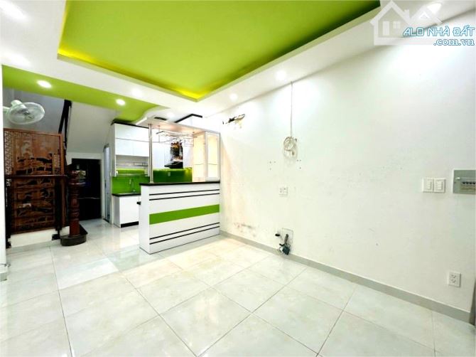 BÁN NHÀ 33M2, 6 TẦNG NGUYỄN CÔNG HOAN, P7, PHÚ NHUẬN, GIÁ 7,x T-Ỷ. - 11