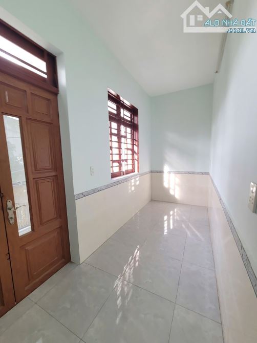 Bán nhà 1 trệt 1 lầu KDC gần BigC Dĩ An p.Đông Hòa Tp.Dĩ An chỉ 4ty650 TL M7430 - 11