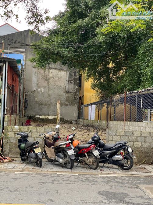Bán đất 121,2m2 mặt tiền đường Phan Chu Trinh, view sông An Cựu, phường Phước Vĩnh, TP Huế - 1