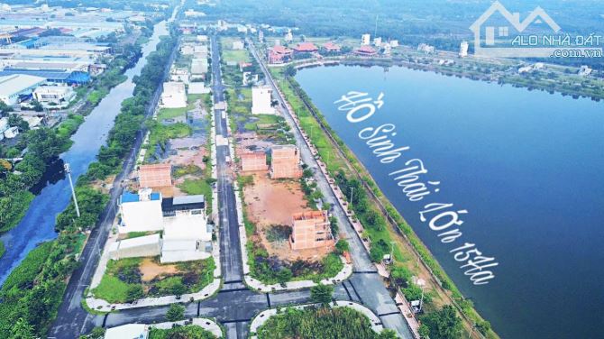 chủ bán gấp lô view hồ ở KDC Tân Đô DT 105m2 (5x21) SHR, full thổ, xây dựng tự do - 1