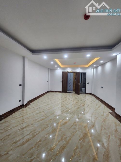nhà đẹp, thag máy, ở ngay ôtô đỗ, vũ tông phan, thanh xuân, hà nội 50Mx6TxMT4,5m hơn 10 tỉ - 1