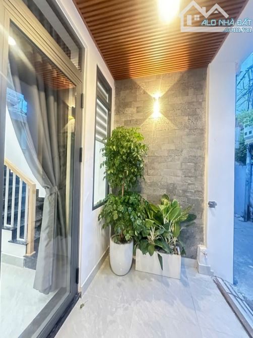 NHÀ ĐẸP 2 TẦNG- ĐINH THỊ HOÀ - GẦN BIỂN MỸ KHÊ- GIÁ CHỈ 3,85 TỶ - 1