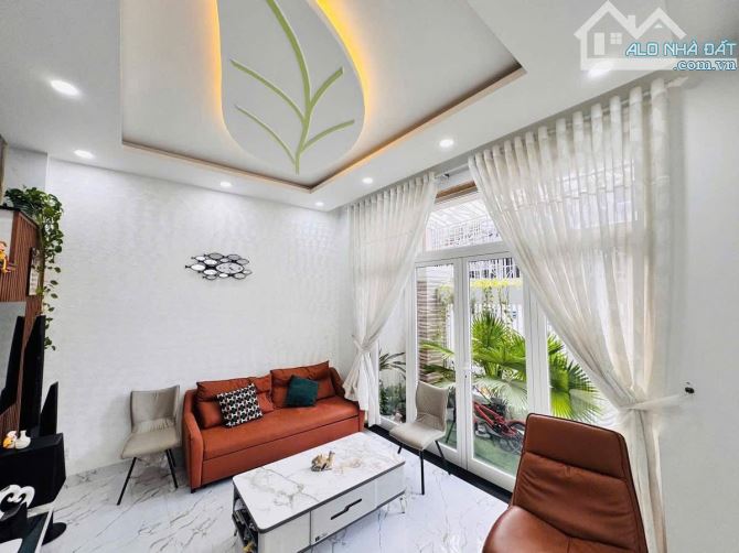 🏠 BÁN NHÀ 3 TẦNG FULL NỘI THẤT – HẺM NGUYỄN BIỂU, VĨNH HẢI – CÁCH BIỂN CHỈ 700M - 1