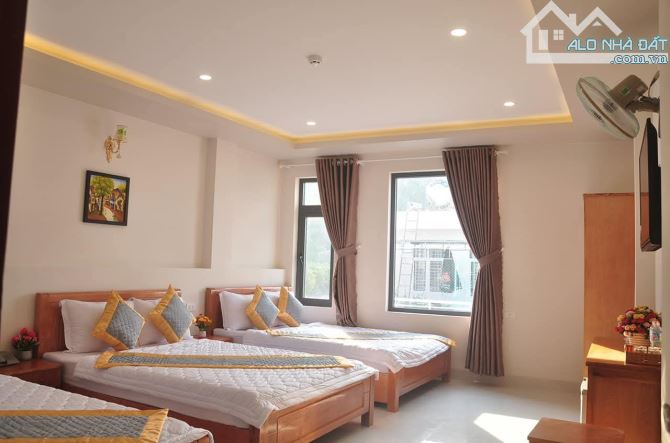 Bán Khách Sạn 06 Tầng Mặt Tiền Đường Nguyễn Hồng Châu Khu Ghềnh Ráng , P. Quy Nhơn Nam . - 1