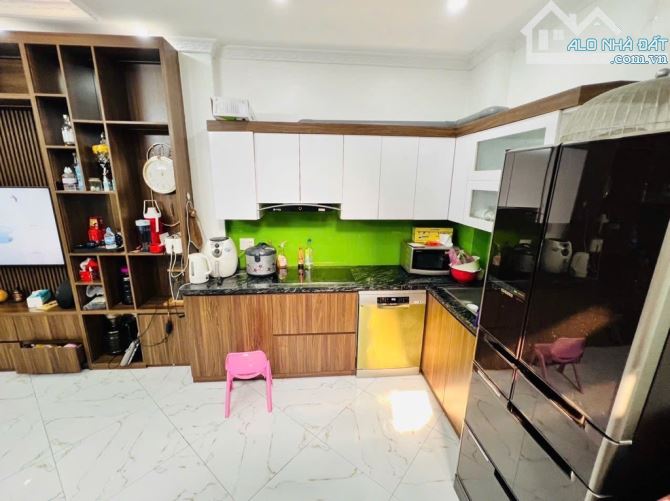 PHẠM VĂN ĐỒNG XUÂN ĐỈNH, NGÕ THÔNG, GẦN PHỐ Ô TÔ TRÁNH. DIỆN TÍCH 35M x5 TẦNG. - 1